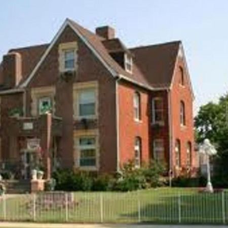 Central West End Bed And Breakfast Saint-Louis Extérieur photo