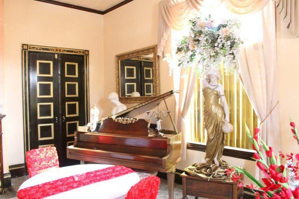 Central West End Bed And Breakfast Saint-Louis Extérieur photo